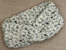 Load image into Gallery viewer, Chunky Twist Headband