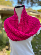 Load image into Gallery viewer, Hedgerow Cowl