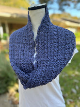 Load image into Gallery viewer, Hedgerow Cowl