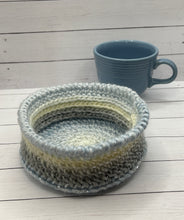 Load image into Gallery viewer, Holiday Basket