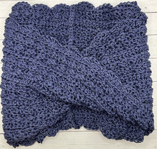 Load image into Gallery viewer, Hedgerow Cowl