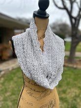 Load image into Gallery viewer, Hedgerow Cowl