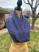 Load image into Gallery viewer, Hedgerow Cowl