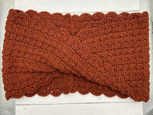 Load image into Gallery viewer, Hedgerow Cowl