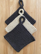 Load image into Gallery viewer, Thermal Stitch Cotton Potholder