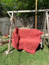 Load image into Gallery viewer, Chunky Sofa Throw