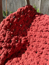 Load image into Gallery viewer, Chunky Sofa Throw
