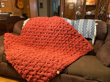 Load image into Gallery viewer, Chunky Sofa Throw