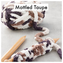 Load image into Gallery viewer, Chunky Sofa Throw Custom Preorder