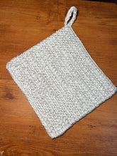 Load image into Gallery viewer, Thermal Stitch Cotton Potholder
