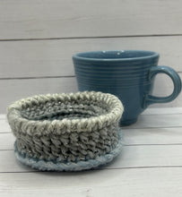 Load image into Gallery viewer, Holiday Basket
