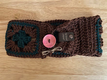 Load image into Gallery viewer, Granny Square Headband
