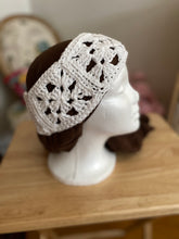 Load image into Gallery viewer, Granny Square Headband
