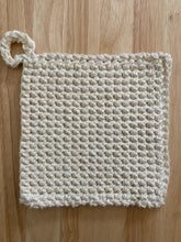 Load image into Gallery viewer, Thermal Stitch Cotton Potholder
